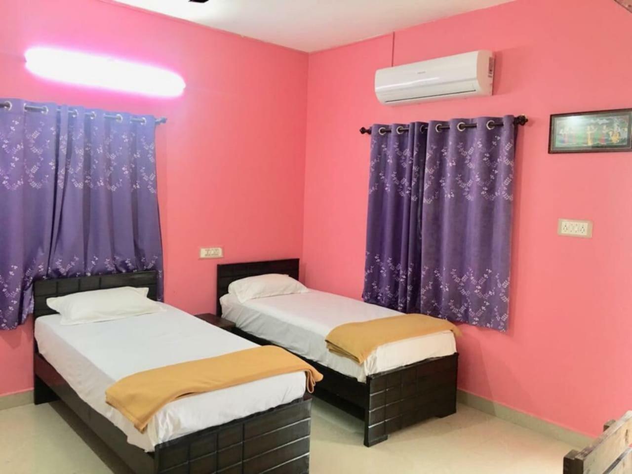 Royal Palace Guest House Chennai Exterior foto